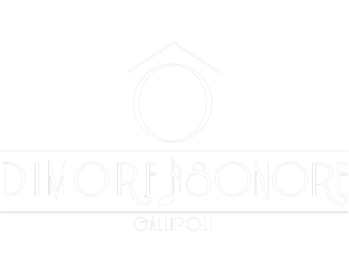Dimore Sonore è un B&B, una Boutique Accommodation, una Dimora Artistica che nasce in una villetta situata in Via Eugenio Montale 20, nella zona residenziale di Gallipoli